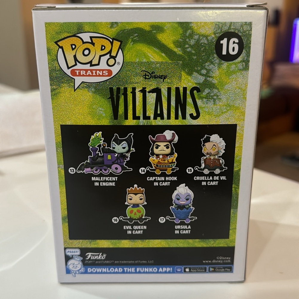 Funko Pop Evil Queen - Picture 2 of 4